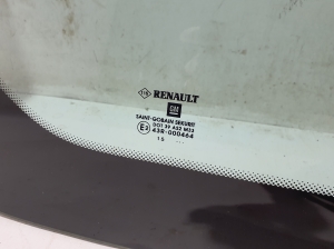 Rear quarter glass - 833403784R