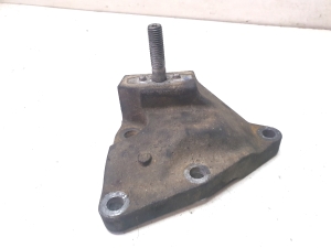 Ford Mondeo IV (2007–2015) Getriebehalter 6G917M125MA - 4