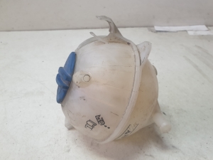 Volkswagen Jetta (2010–2017) Coolant reservoir 5C0121407 - 2