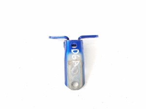 Mitsubishi ASX (2010–2026) Rear side door lower hinge 5702A063 - 2