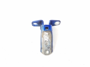 Mitsubishi ASX (2010–2026) Front door top hinge 5702A063 - 2