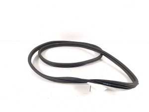   Front door rubber seal  - 82120-KL000 