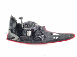 Mitsubishi Outlander (2012–2021) Eckleuchte hinten 8330B174 - 3