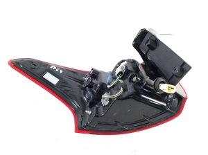 Mitsubishi Outlander (2012–2021) Eckleuchte hinten 8330B174 - 4