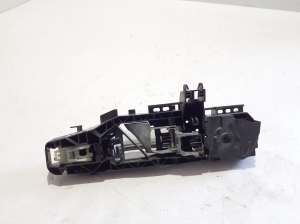 Mercedes Benz GLE-Class 167 (2019–2026) Front door external opening handle and its details - 4