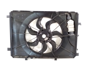 Mercedes Benz B-Class 246 (2011–2017) Dzesēšanas ventilators un tā daļas A2465000093 - 2