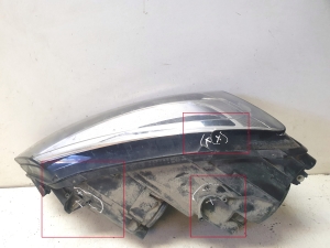 Volkswagen Jetta (2010–2017) Headlight - 2