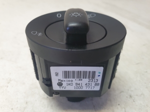 Volkswagen Jetta (2010–2017) Headlight switch 1K0941431BB - 3