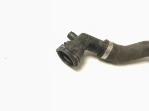 AUDI A4 B9 (2015–2026) Voolik 8W0121140 - 3