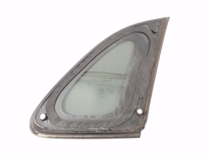 Rear quarter glass - 6121A317
