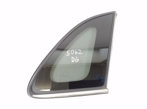 Rear quarter glass - 6121A318