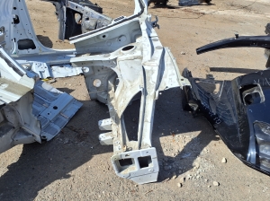Hyundai IONIQ 5 I (2021–2026) Front outrigger 64500-GI000 - 2