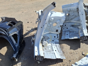 Hyundai IONIQ 5 I (2021–2026) Front outrigger 64500-GI000 - 3