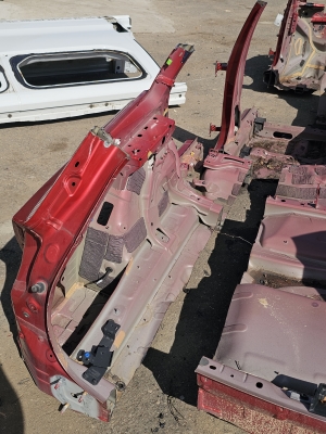 VOLVO V60 (2018–2026) Tagumine poritiib ja selle osad 31484843 - 3