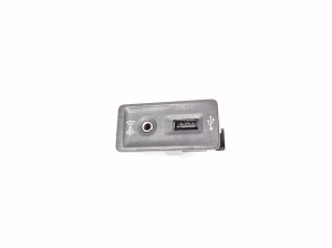 USB port - 9P1035222A