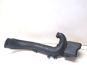 Volkswagen Jetta (2010–2017) Intercooler hose 6G919C623EJ - 4