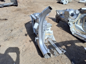 VOLVO S90 (2016–2026) Eesmine tugijalg 32216504 - 3