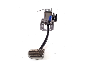 Brake pedal - 32800KL110