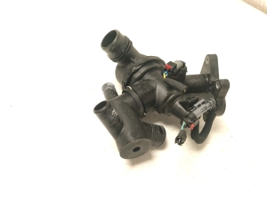 Land Rover Discovery Sport (2014–2026) Termostats G4D33575BC - 4