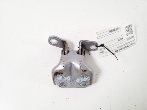   Rear side door upper hinge  - 79420-B3000 