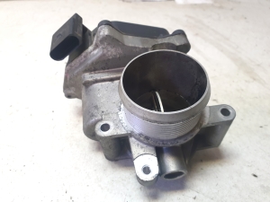Volkswagen Jetta (2010–2017) Drosselklappe 03L128063AD - 3