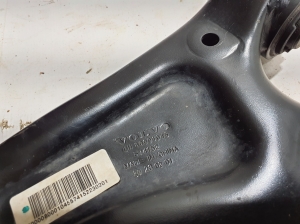VOLVO EX30 I (2023–2026) Eesmine õõtshoob 80001045 - 3