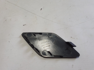 VOLVO XC60 (2017–2026) Front bumper tow hook cover 32234934 - 2