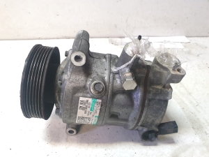 Volkswagen Jetta (2010–2017) Konditsioneeri kompressor 5K0820803 - 2