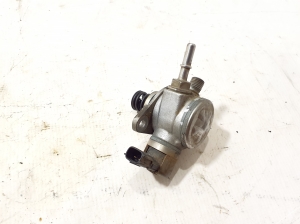 Pompe à carburant - 166304016R