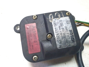 AUDI A6 C4 (1994–1997) Heater flap actuator 0132801003 - 2
