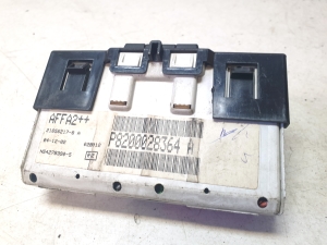 RENAULT Trafic II (2001–2014) Screen 8200028364A - 3