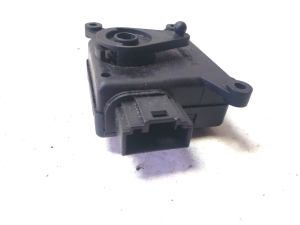 Opel Zafira A (1999–2005) Salongi soojenduse klapi mootor 3093680 - 2