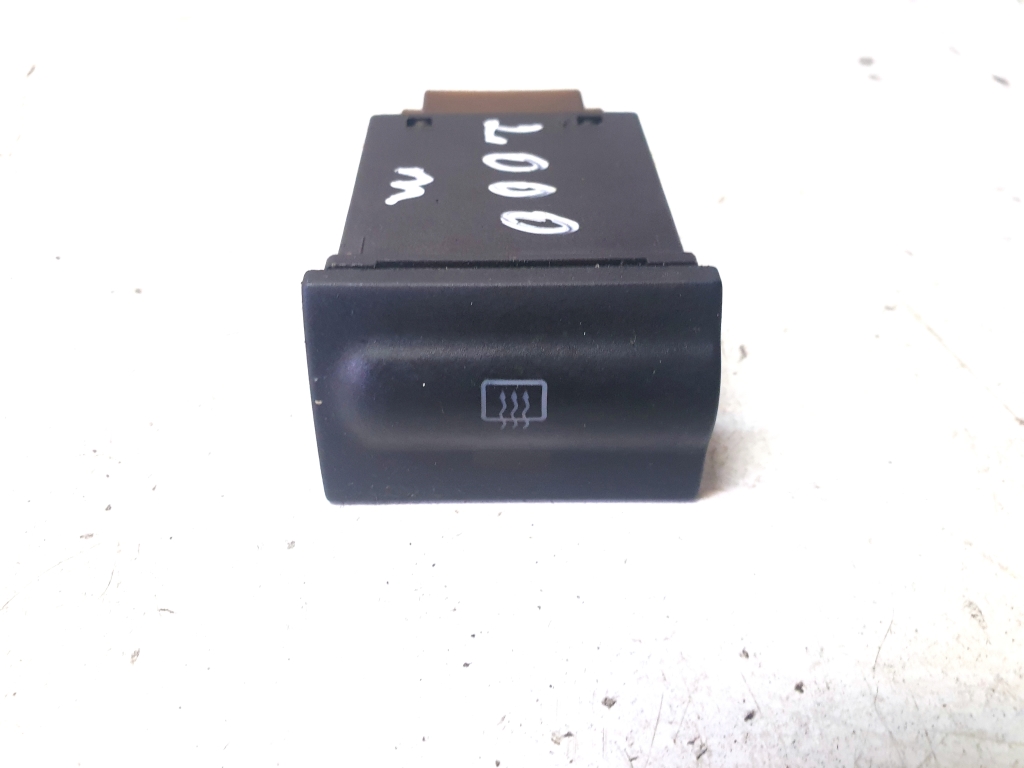 Skoda Octavia I (1996–2004) Rear window defroster switch 1U0959621A Skoda Octavia I (1996–2004) Rear window defroster switch 1U0959621A
