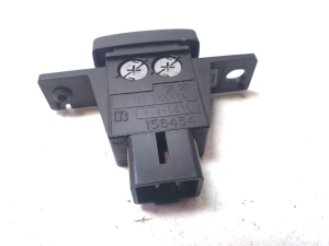 Mitsubishi Sigma (1990–1996) Rear window defroster switch MB803452 - 2