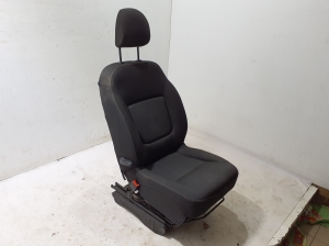 RENAULT Trafic III (2014–2022) Vordersitz und seine Teile - 3