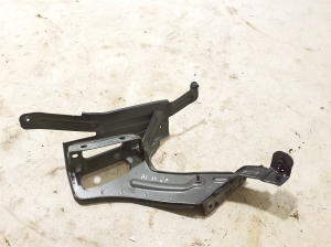 AUDI A6 C8 (2018–2025) Front fender bracket 4K0821131 - 2