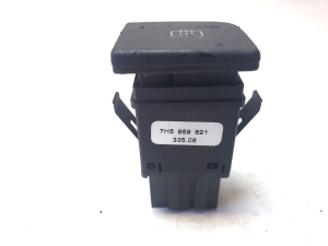 Volkswagen Transporter T5 (2003–2015) Rear window defroster switch 7H5959621 - 3