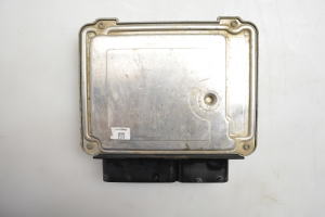 Opel Vectra C (2002–2008) Motorsteuergerät 55566277 - 2