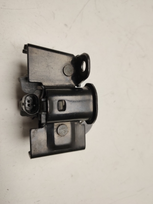 Mercedes Benz CLS-Class 219 (2004–2010) Hood latch A2198800060 - 4