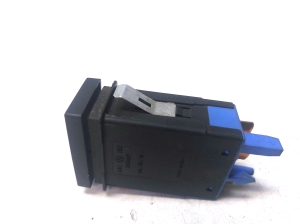 Volkswagen Transporter T4 (1990–2003) Rear window defroster switch 7D0959621 - 4