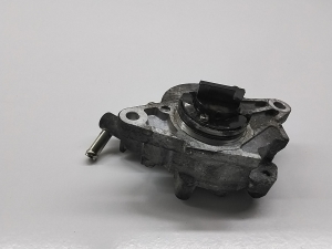 Mitsubishi Outlander (2012–2021) Vaakumpump 14650W010P - 4