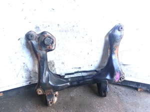 AUDI 80 [B4] (1986–1991) Front subframe - 2