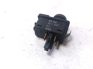 Ford Escort IV (1986–1990) Rear window defroster switch 86AG18C621AA - 2