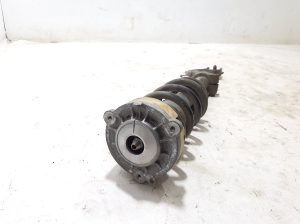 AUDI A6 C8 (2018–2025) Front shock absorber and its components - 2