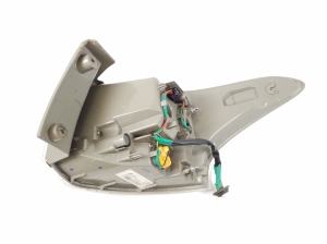 Mitsubishi Outlander (2012–2021) Hintere Eckleuchte und ihre Teile 8330A789 - 4