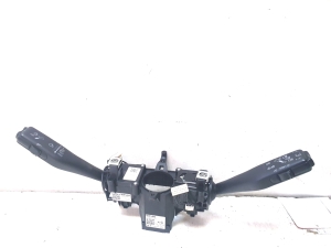 Volkswagen Jetta (2010–2017) Suunatulede lüliti 1K5953521AG - 4