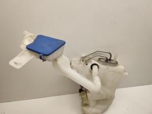 Mercedes Benz CLS-Class 219 (2004–2010) Front washer fluid reservoir A2118600060 - 4