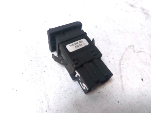 Volkswagen Transporter T5 (2003–2015) Rear window defroster switch 7H5959621 - 2