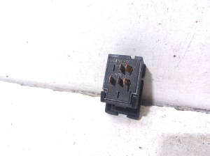 Opel Omega A (1986–1994) Rear window defroster switch 90336301 - 3