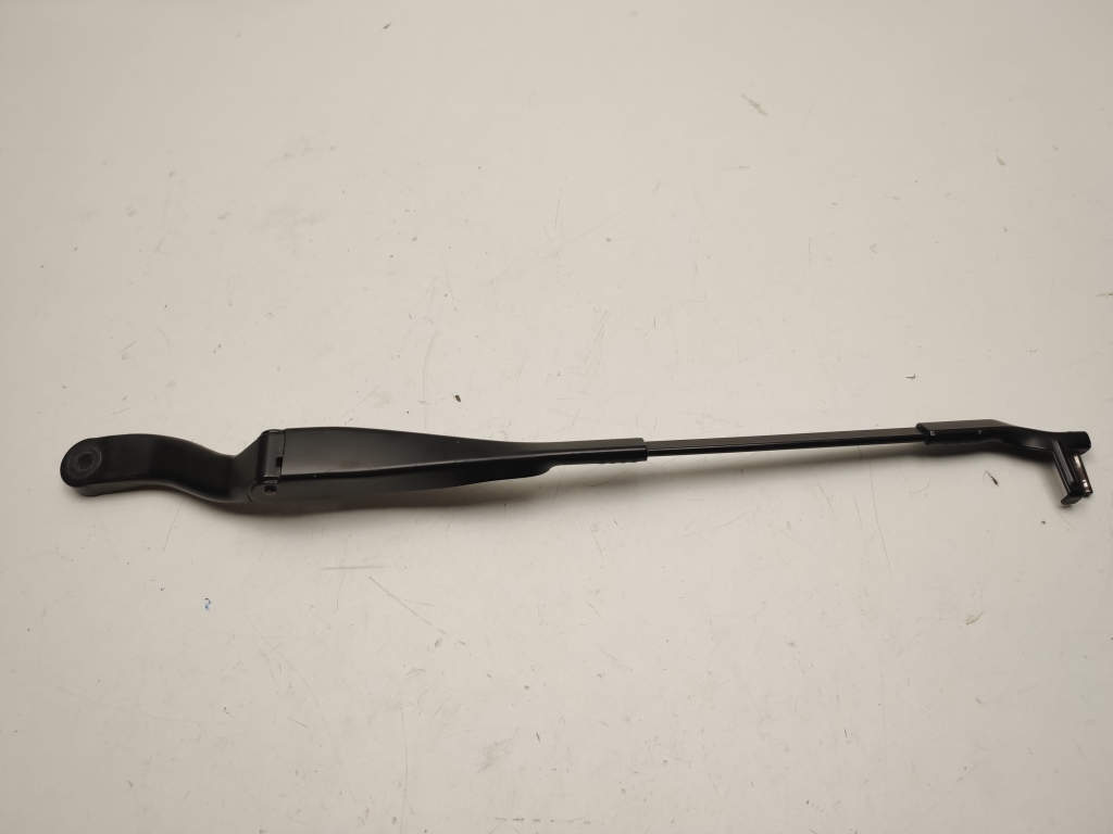 Mercedes Benz CLS-Class 219 (2004–2010) Esiklaasi puhasti hoob A2118200344 Mercedes Benz CLS-Class 219 (2004–2010) Esiklaasi puhasti hoob A2118200344